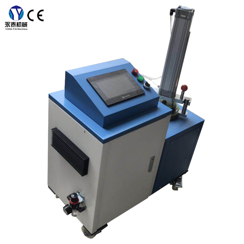 glue sealing machine